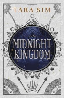 The Midnight Kingdom : The second instalment of the Dark Gods trilogy