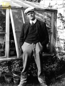 Complete Works of James Joyce : Text, Summary, Motifs and Notes (Annotated)