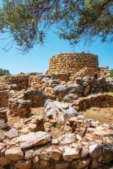 Sardinia: Megalithic Island : From Menhirs to Nuraghi: Stories of Stone in the Heart of the Mediterranean