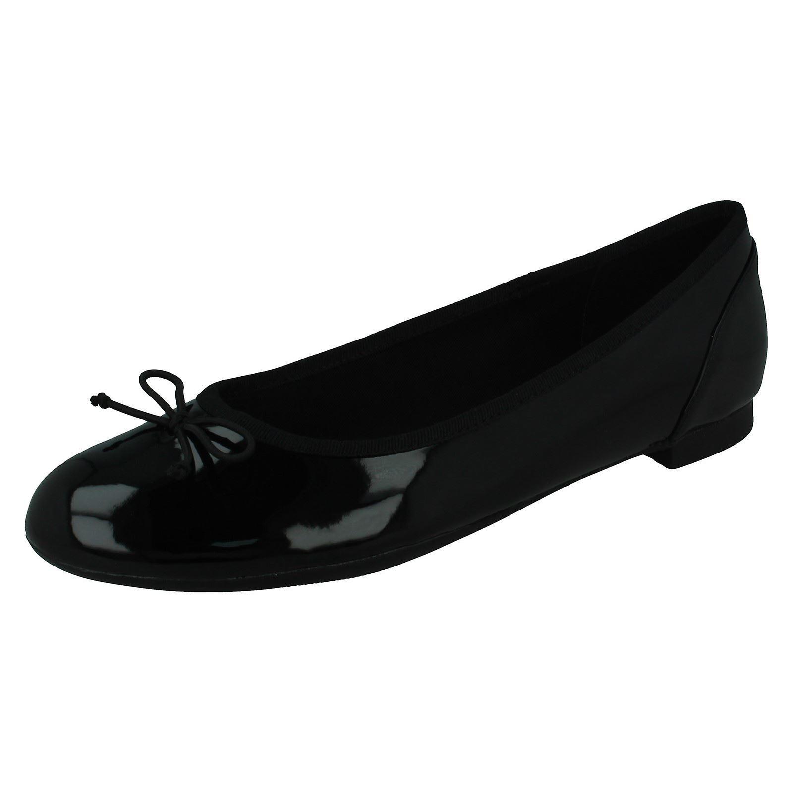 Ladies Clarks Ballerina Style Flats Couture Bloom Black UK 5.5