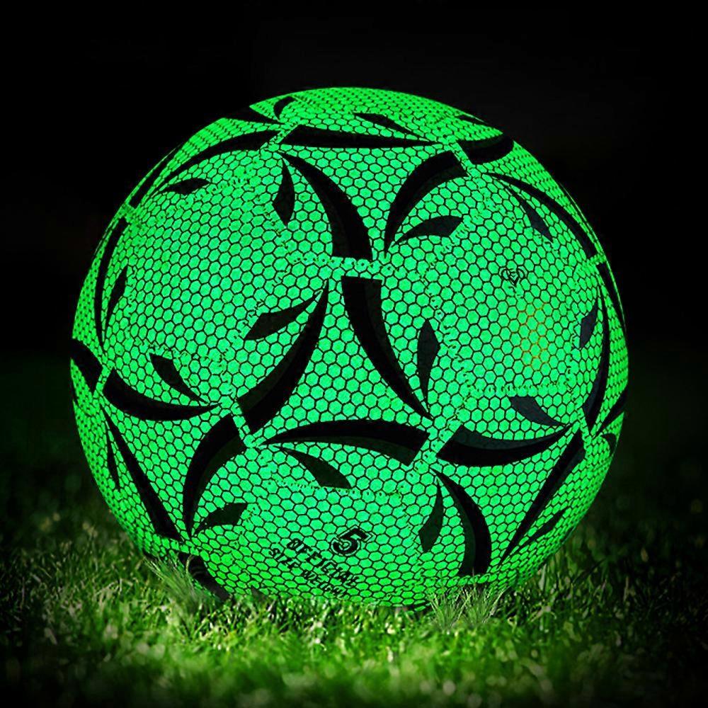 Volord Reflective Football, Luminous Football, Glowing Soccer Ball Size 4/5 Standard Practice Training Football, Glow in The Dark by Light Reflect