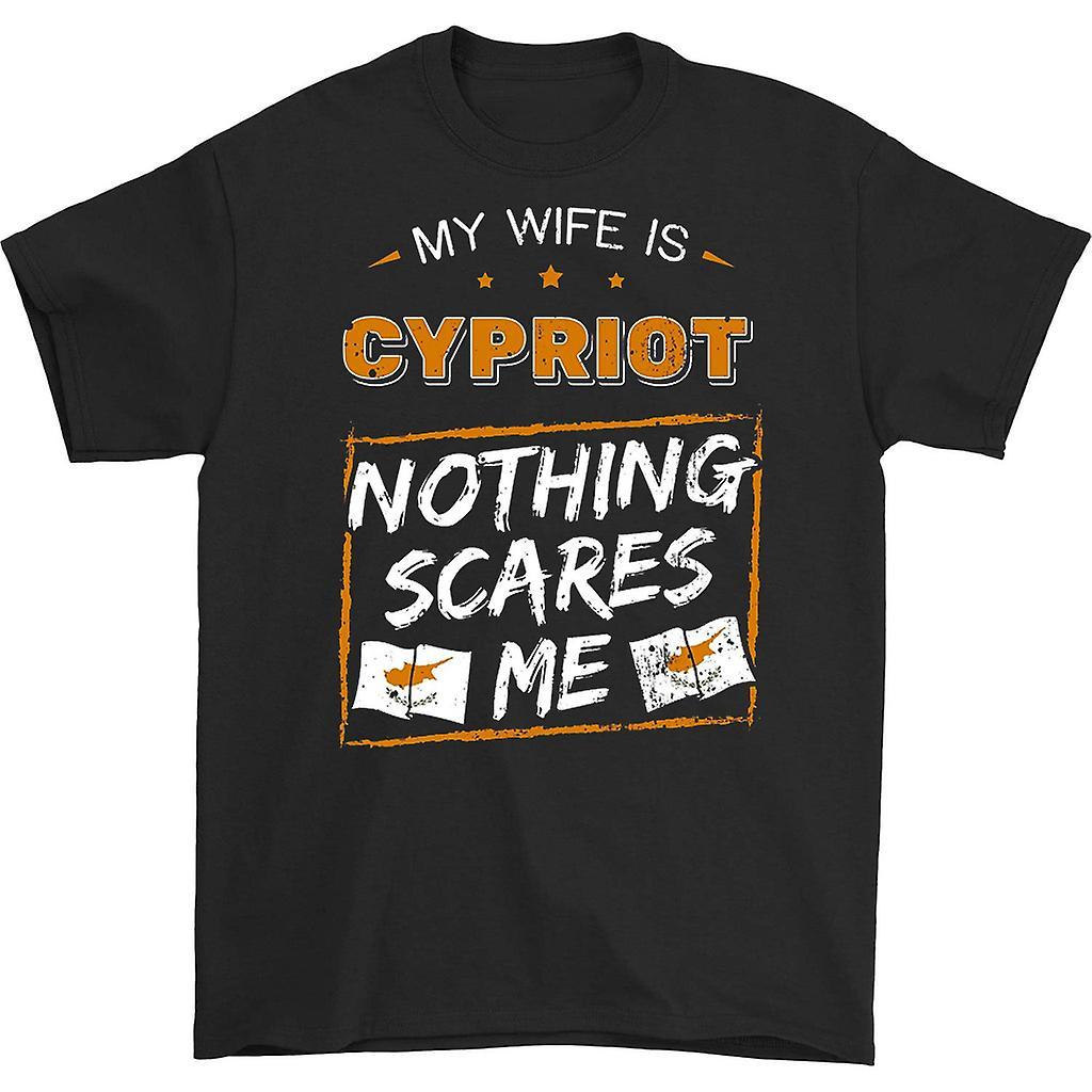 HISHARK My wife is cypriot nothing scares me t-shirt Black S