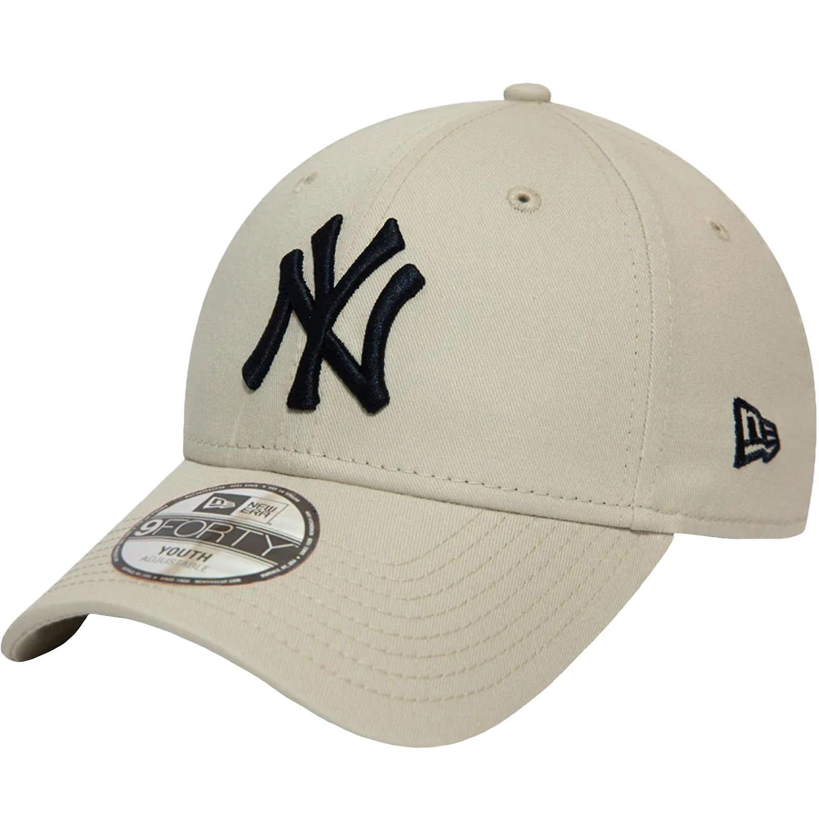 New Era Youths New York Yankees League Essential 9Forty Cap - Stone - 6-12 Yrs One Size