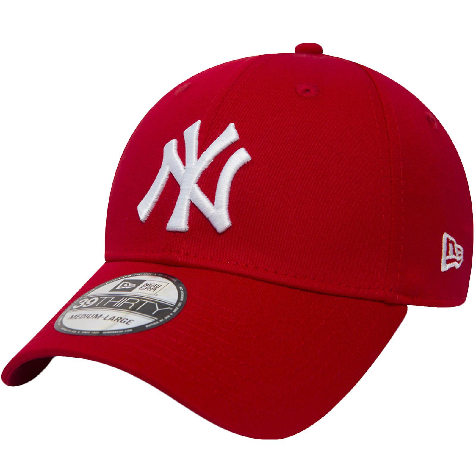 New Era 39THIRTY New York NY Yankees MLB Essential Fitted Baseball Cap Hat Red ML