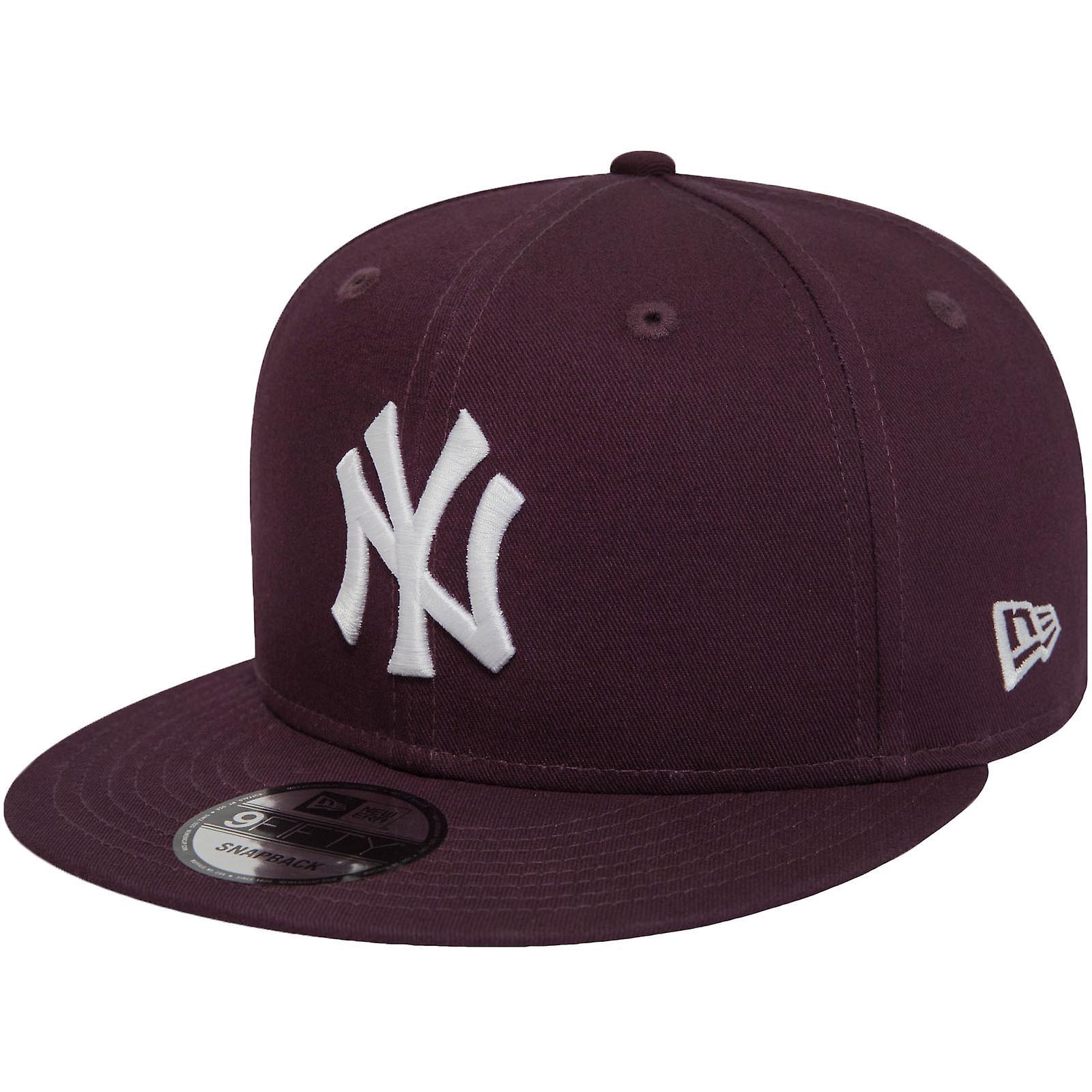 New Era New York Yankees 9FIFTY Adjustable Snapback Cap Hat - Maroon - M/L One Size