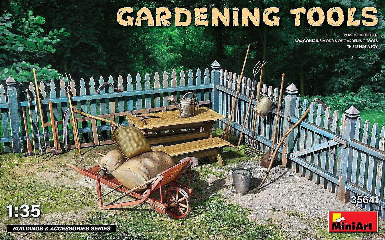 Miniart MIN35641 Gardening Tools - 1:35 scale kit 1:35 scale Plastic Unpainted Others Scale model