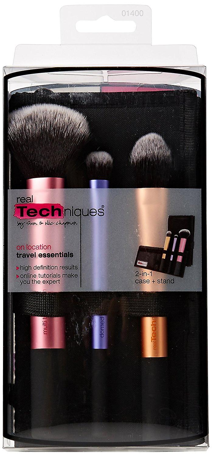 Real Techniques Travel Essentials Gift Set 3 x Brushes + Case