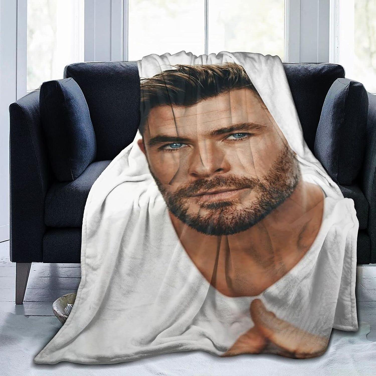 Kerota TR1788 Chris Hemsworth Throw Blanket, Air-conditioning Blanket, Super Soft Comfy Flannel Fleece Blanket, Plush Blanket 50x40in 125x100cm