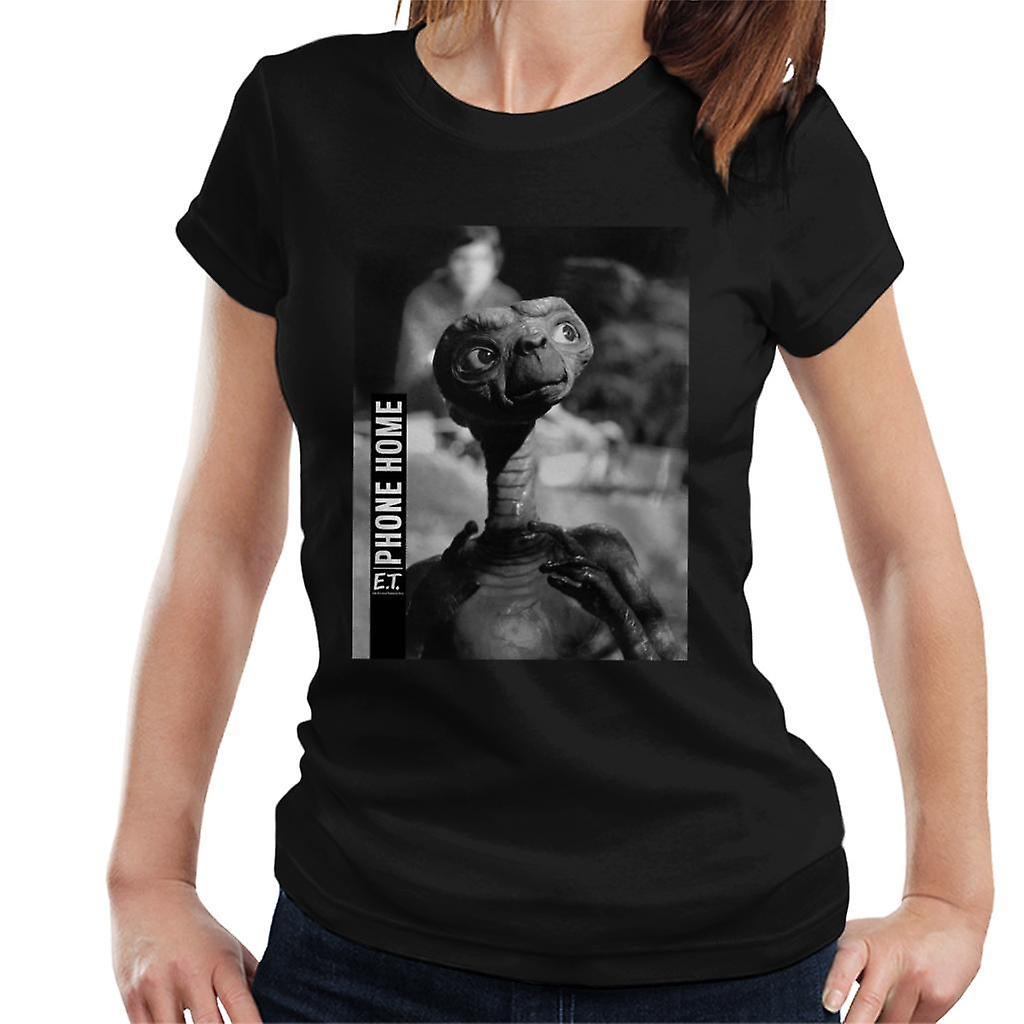 E.T. E.T. Phone Home Cinematic Shot Women's T-Shirt Black Medium