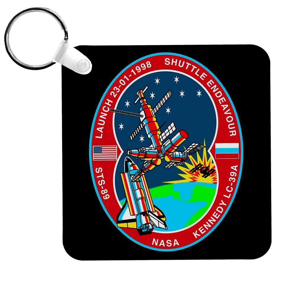 NASA STS 89 Endeavour MIR Space Station Badge Keyring Black 5cm x 5cm