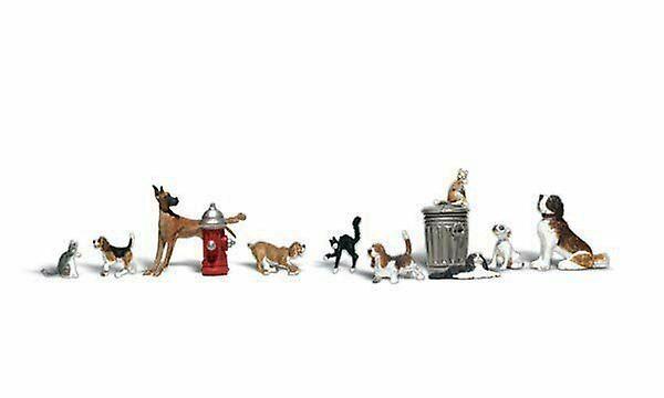 Woodland scenics WA2140 Dogs & Cats - N Scale (12 pieces) N (1/148 - 1/160) Plastic Painted Animals [N] Scale model