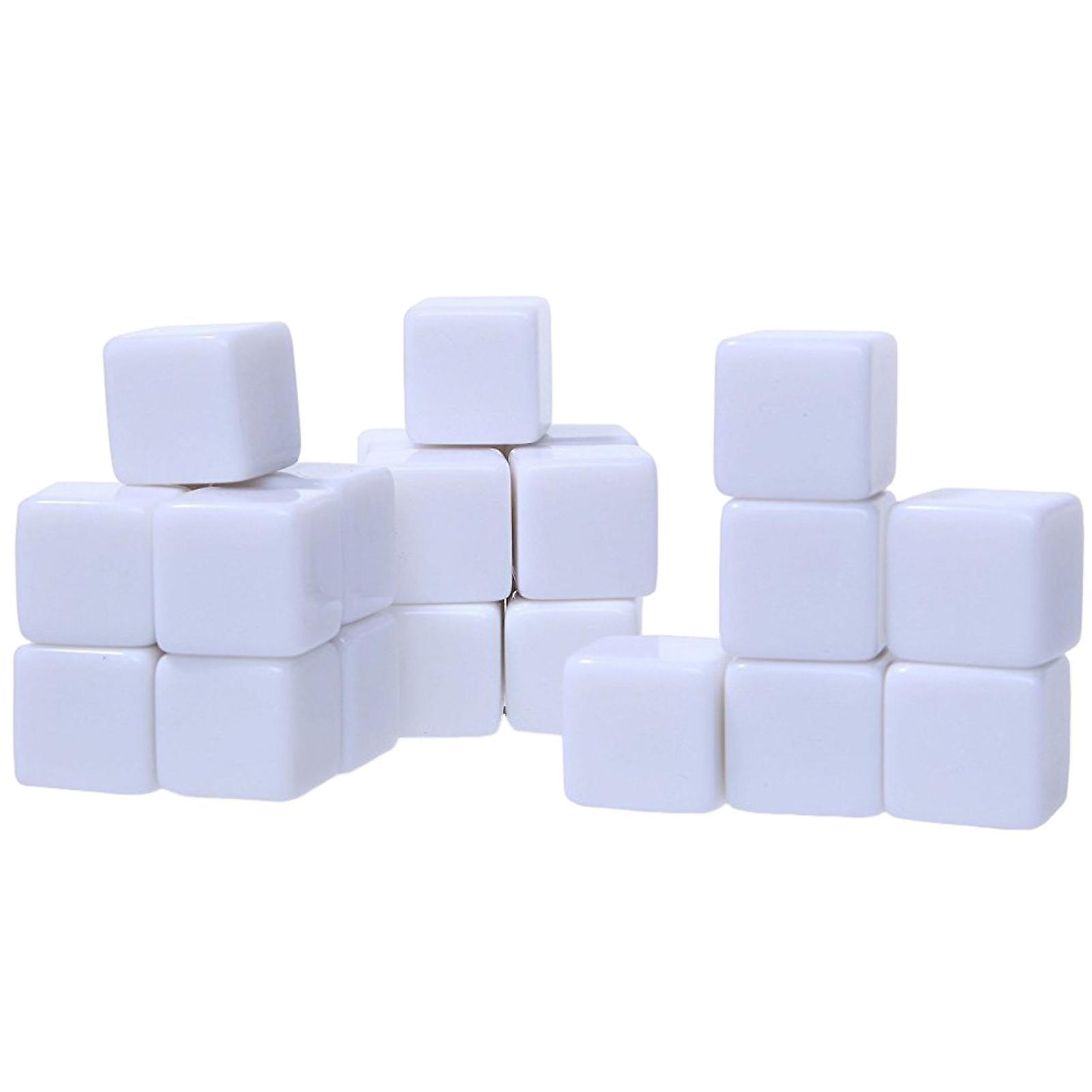 Yirtree 50Pcs 16mm/18mm Blanks Dice White Cubes Blanks Dice Set Classroom Board Game Smoothed Surface Six-Sided Dice