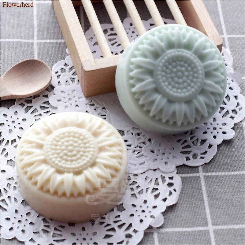 Slowmoose Daisy Flower Diy Handmade Silicone Soap, Candle Mold, Fondant Cake Decors Tools