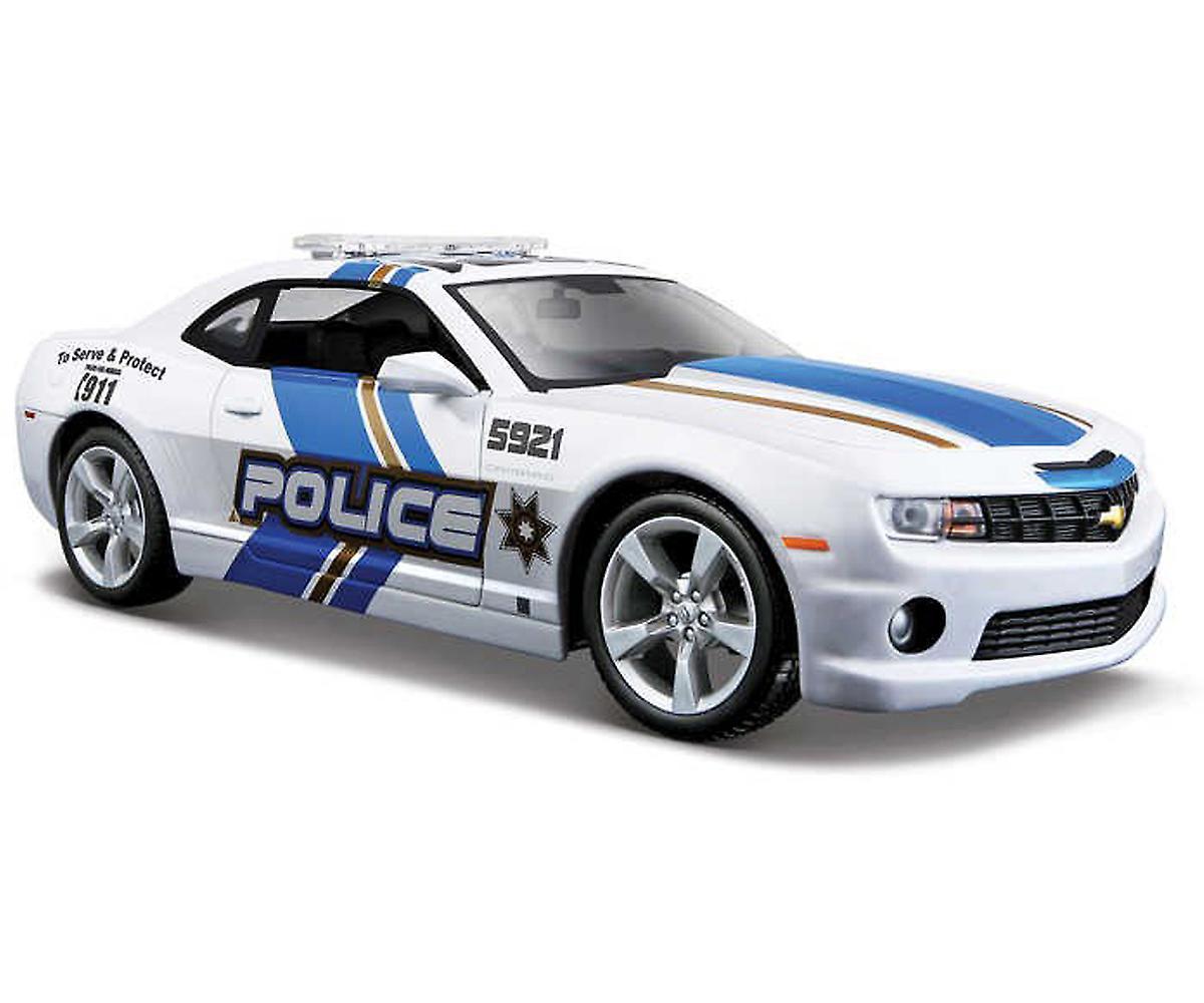 Maisto Chevrolet Camaro SS RS Police Diecast Model 1:24 scale White 17cm / 6.7in long