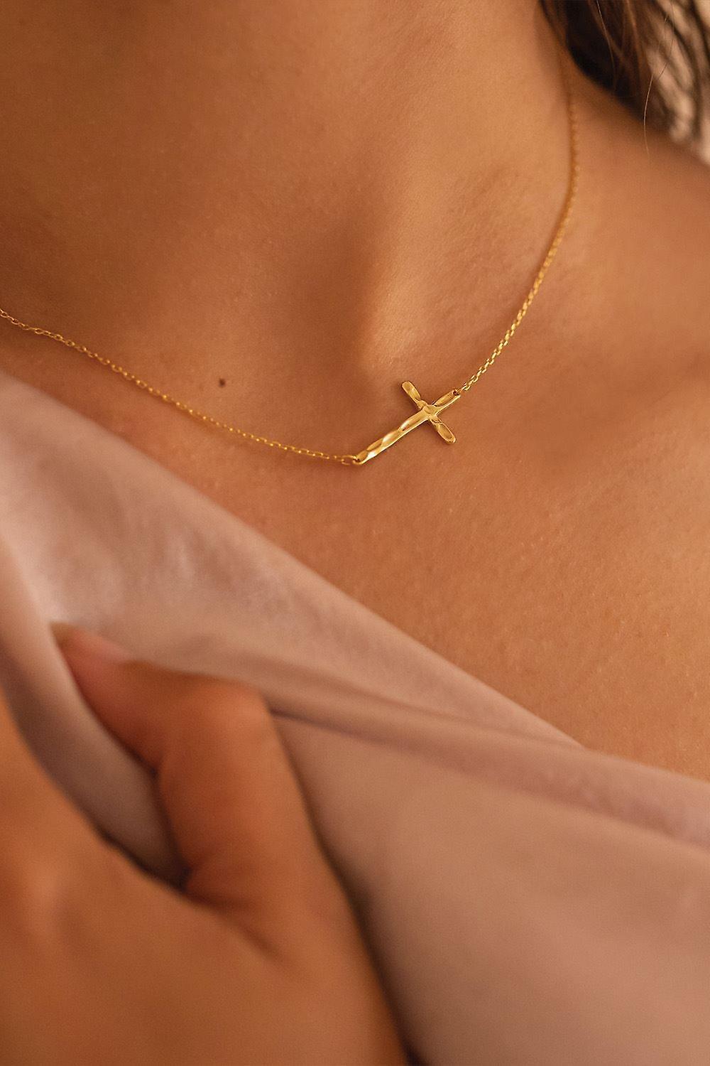 Dainty 14K Gold Cross Choker Necklace