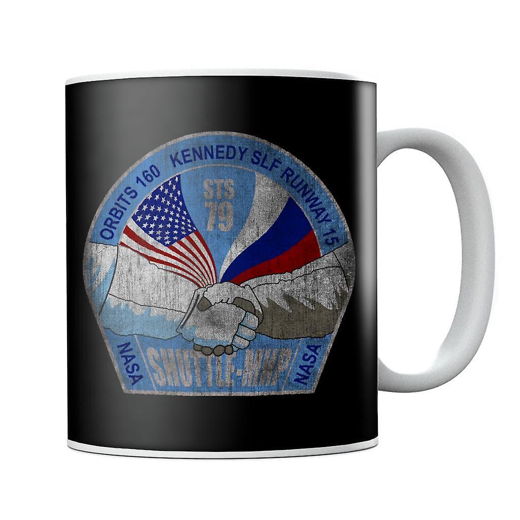 NASA STS 79 Atlantis Mission Badge Distressed Mug Black 10oz