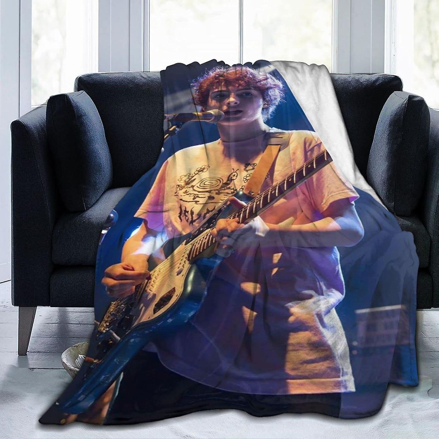 Kerota Finn Wolfhard Throw Blanket, Super Soft & Comfy Flannel Fleece Blanket, Plush Blanket ABD3207 50x40in 125x100cm