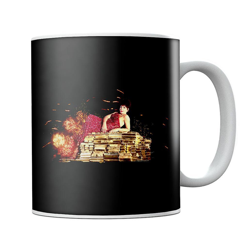 TV Times Shirley Bassey Gold Bullion Mug Black 10oz