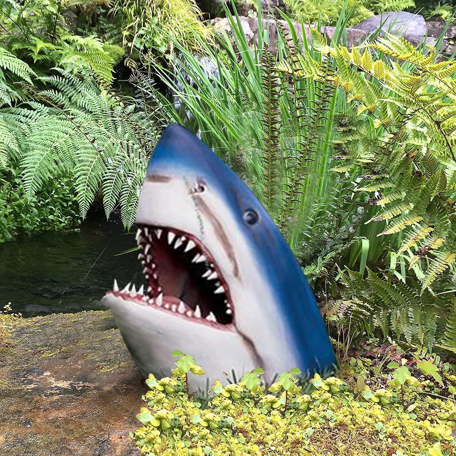 Frusde Great White Shark Garden Art Statue, 22x14cm Unique Great White Shark Head Sculpture, Resin 3d Jaws Figurine Ocean Art