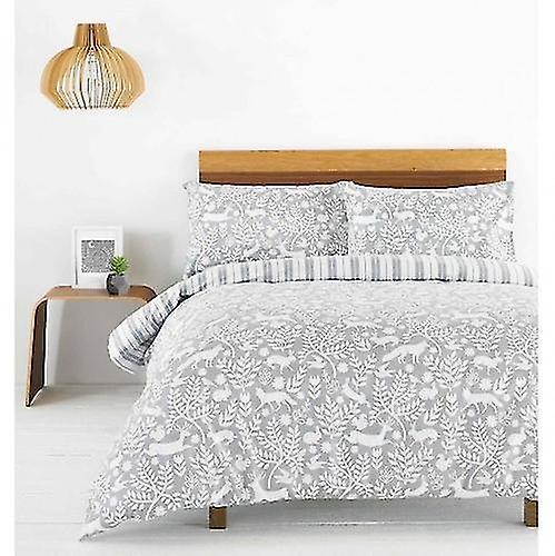 Riva Paoletti Skandi Woodland Duvet Cover Set Wild Berry Single