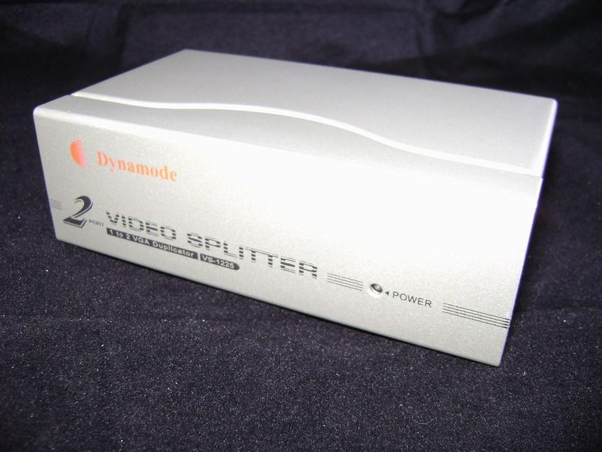 Dynamode 2 Port VGA 250MHz Video Splitter (Metal)