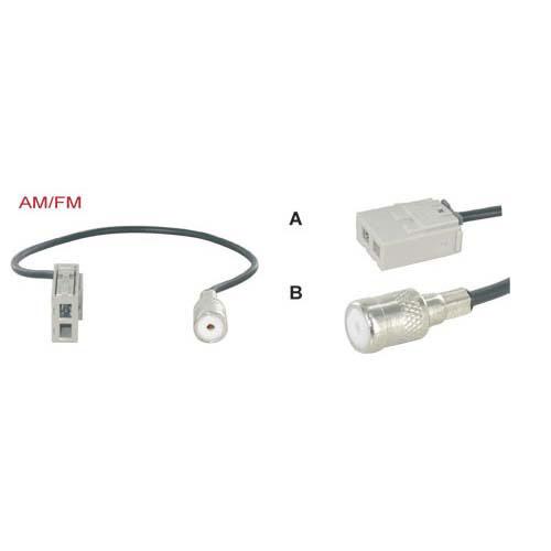 AM / FM antenna adapter