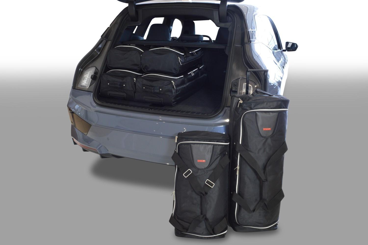 Travel bag set Bmw (I20) 2021-present