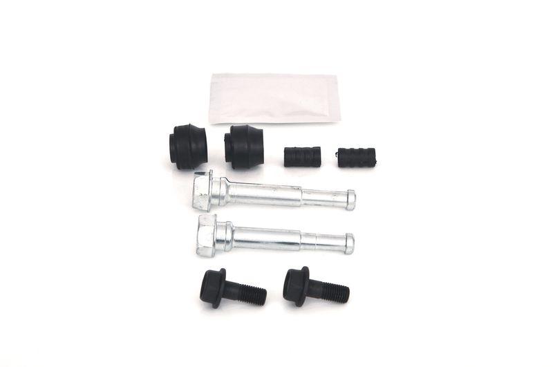 Guide sleeve set, brake caliper