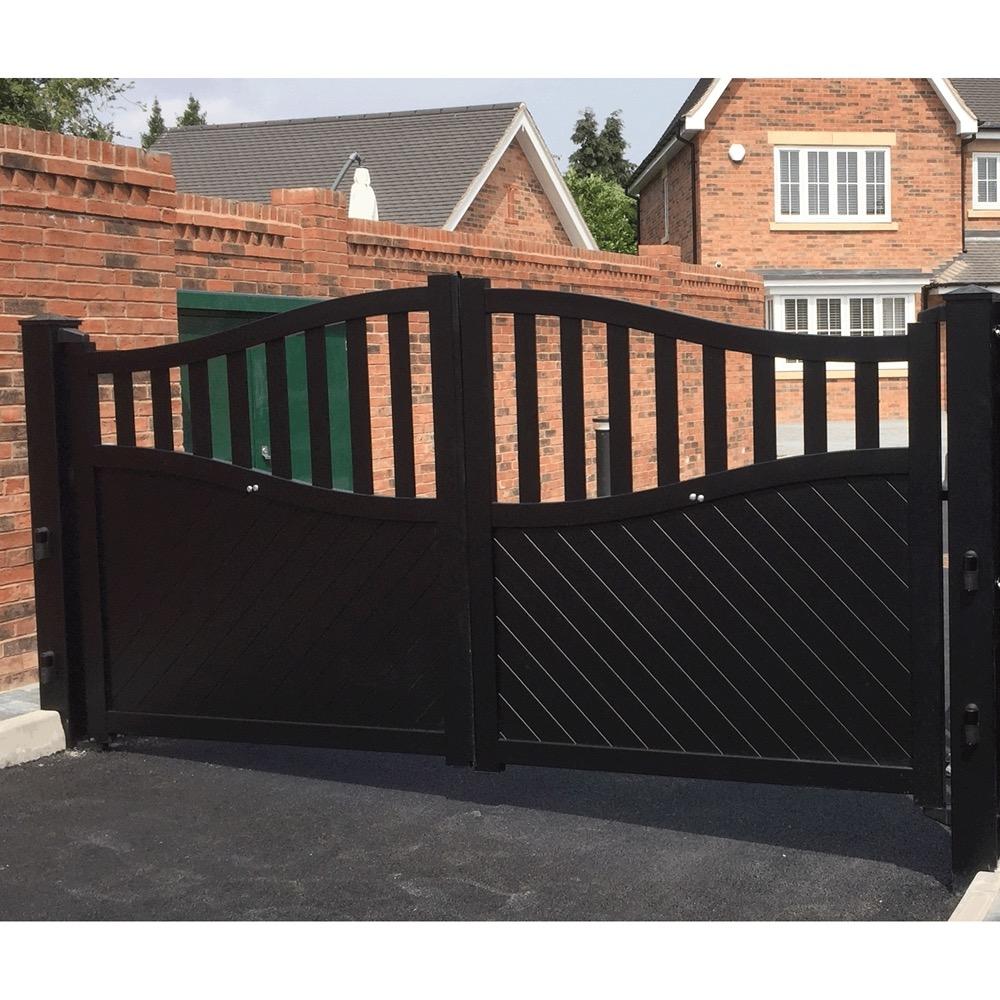 Mayfair Aluminium Driveway Gate