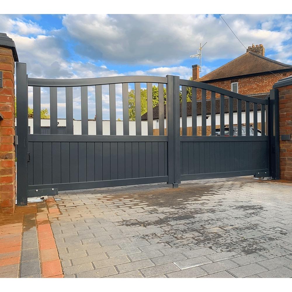 Cheltenham Aluminium Driveway Gate