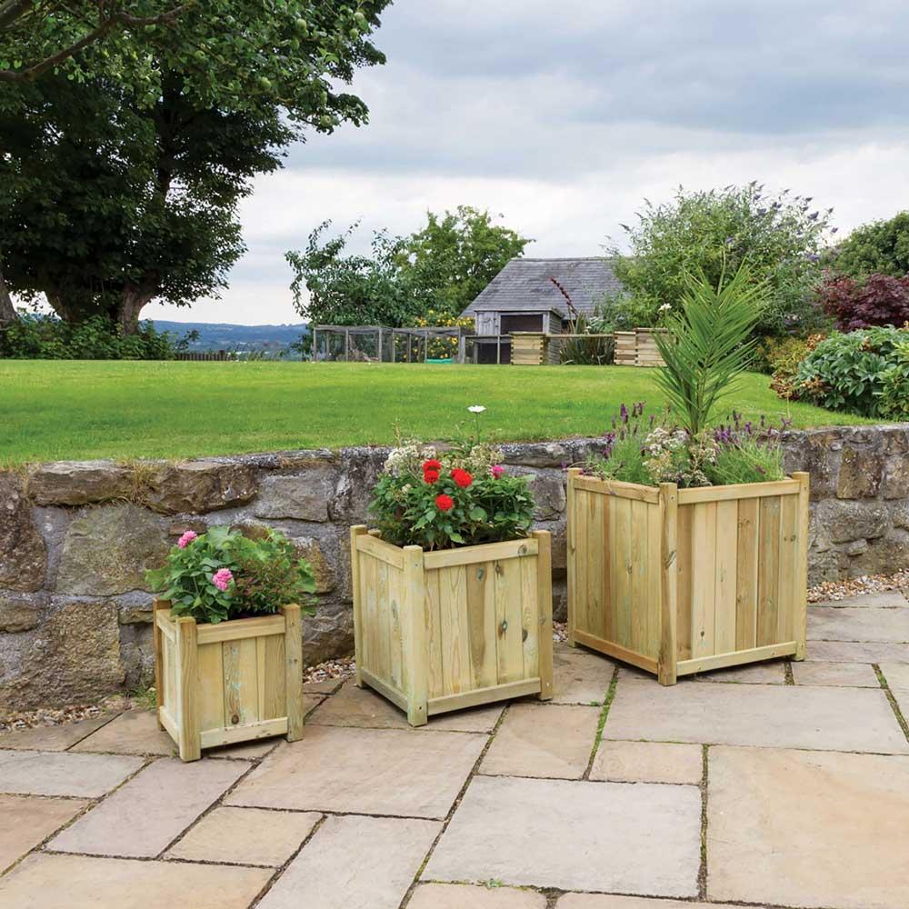 Holywell planter nest of 3