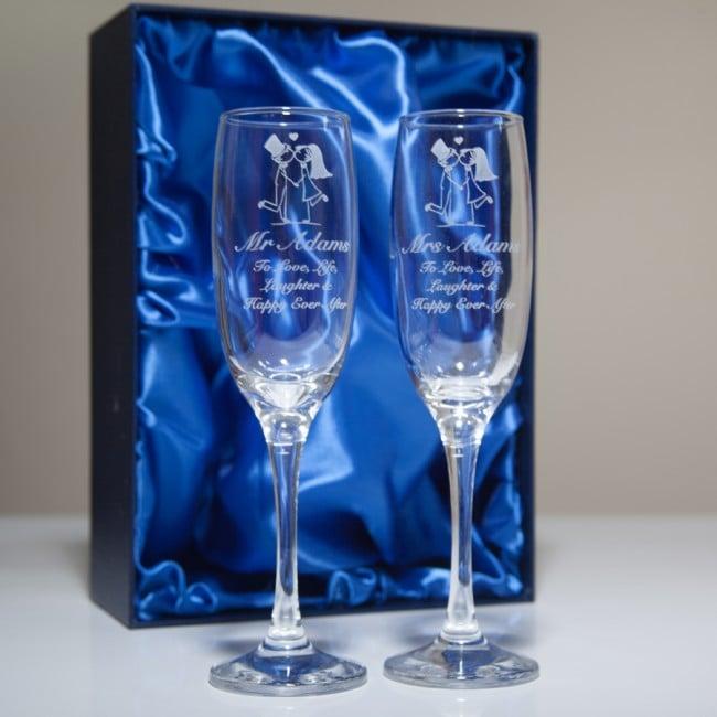 Mr And Mrs Engraved Champagne Flute Gift Set